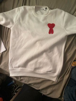 Sudadera Blanca con Logo Rojo