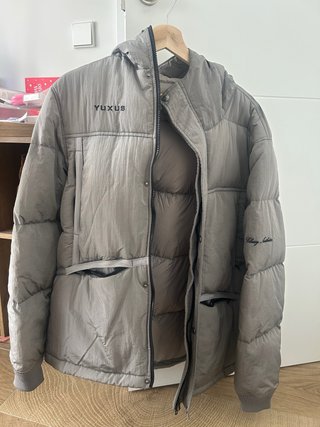 Abrigo Yuxus Gris Talla XL