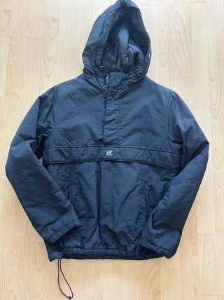 Abrigo tipo canguro Pull&Bear negro