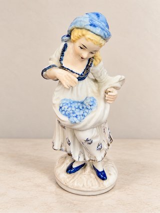 Figura de Porcelana Decorativa