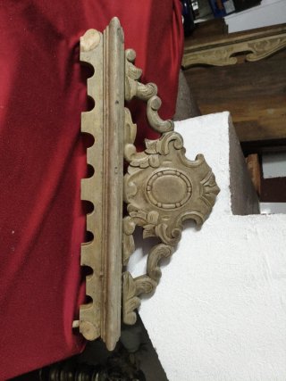 Copete antiguo para mueble