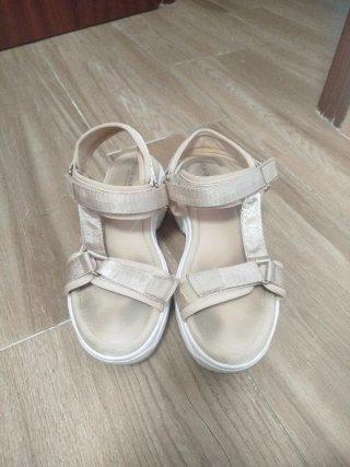 Sandalias Alta Moda Beige