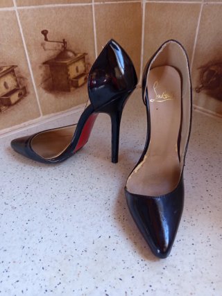 Zapatos Christian Louboutin Negros Talla 36