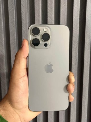 iPhone 15 Pro Max