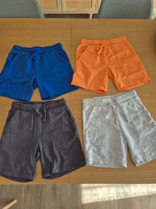 Lote de 4 Pantalones Cortos 5-6 años