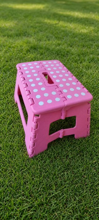 Taburete Plegable Rosa con Lunares