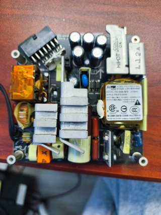 Fuente de alimentación iMac A1311