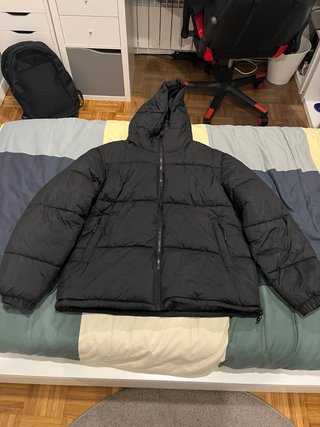 Chaqueta Acolchada Negra Pull and Bear