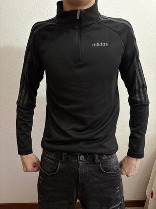 Chaqueta adidas negra