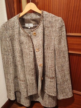 Traje de chaqueta y falda, talla 52
