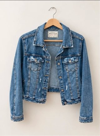 Chaqueta Vaquera estilo vintage Stradivarius