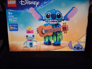LEGO Disney 43296 Stitch & Scrump