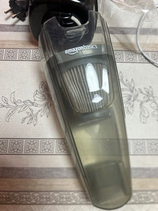 Aspiradora de mano AmazonBasics
