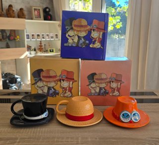 Set di 3 Tazze One Piece con Scatola