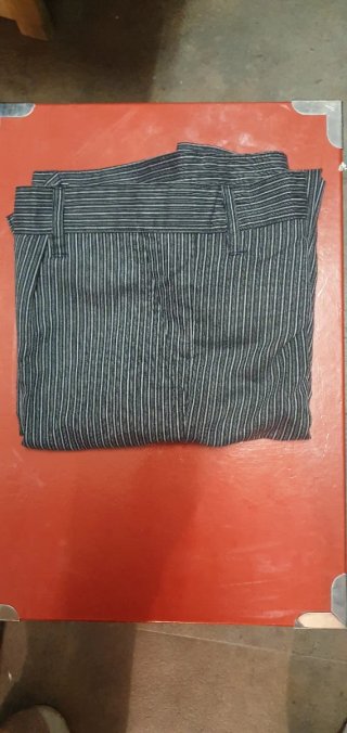 Pantalón traje regional talla 44
