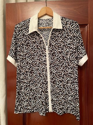 Camisa de mujer estampada con cremallera