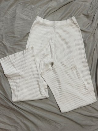 Pantalones de punto acanalados blancos