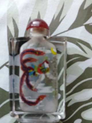 Botella de Rapé con Decoración Pintada