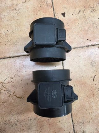 Lote 2 Caudalímetros BMW (Hella y otro)