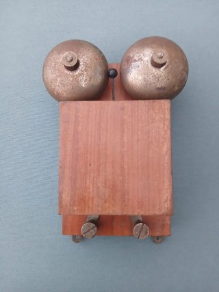 Antiguo Timbre de Teléfono S.R.F. 1000 Ohms