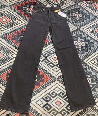 Pantalón vaquero negro