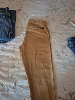 Pantalón chino Element beige