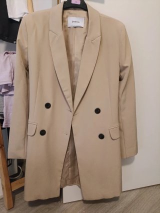 Vestido Americana Stradivarius Beige