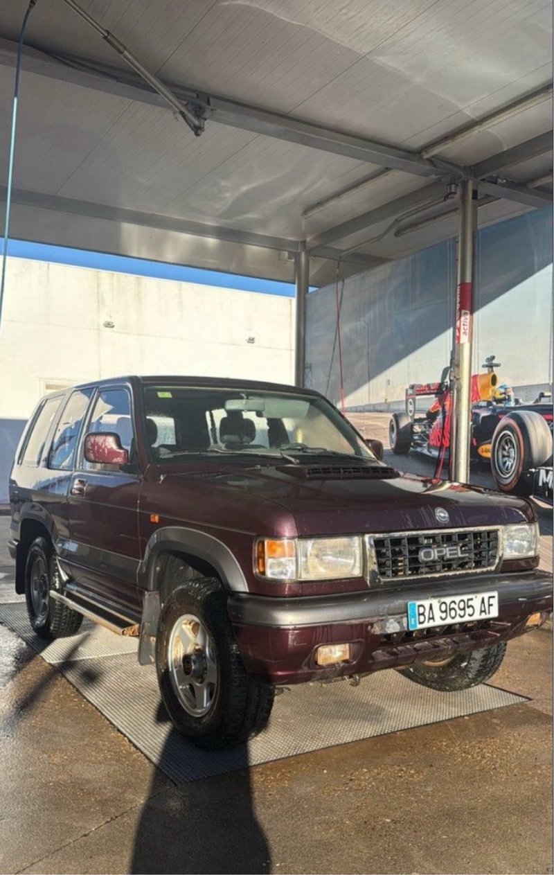 Opel Monterey 1994