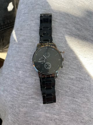 Reloj de muñeca negro
