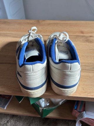 Zapatillas Adidas Blancas y Azules