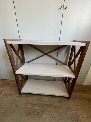 Estantería de Madera con Estructura en X