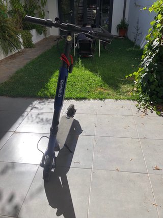 Patinete Eléctrico Reebok