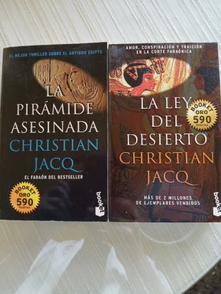 La pirámide asesinada y La ley del desierto