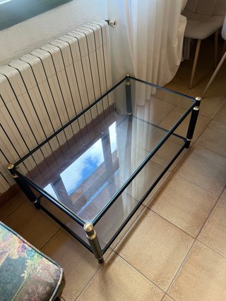 Mesa de centro de metal y cristal