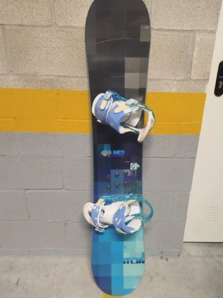 Tabla de Snowboard con Fijaciones