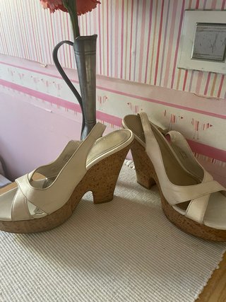 Sandalias de Plataforma Beige Talla 37