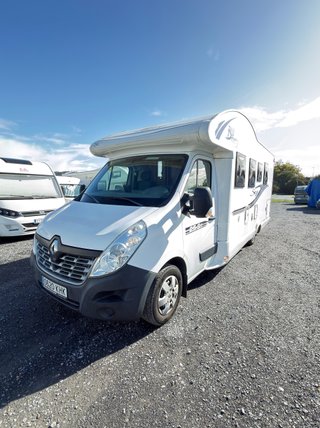 AUTOCARAVANA SKY BLUCAMP 25_S  //  2018 CAMA ISLA