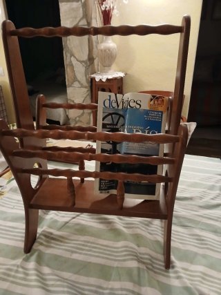 Revistero de Madera