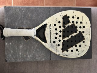 Pala de Pádel Adidas Metalbone Pro EDT