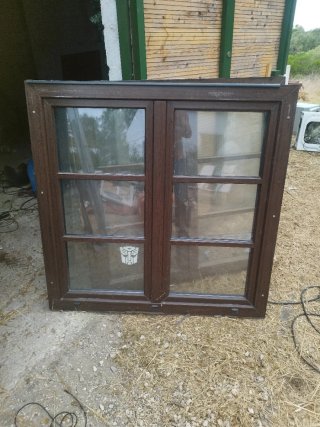 Ventana de Madera con Doble Acristalamiento