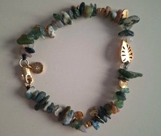 Pulsera Bimba y Lola Dorada con piedras verdes