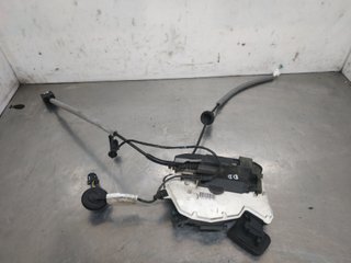 Cerradura puerta delantera derecha SIN DEFINIR