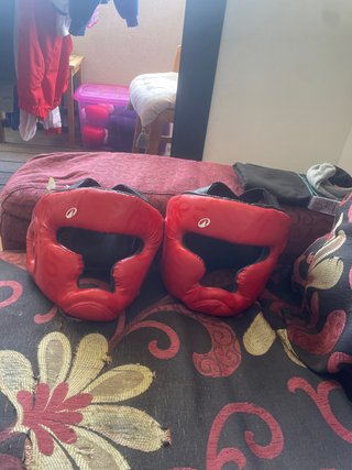 2 Cascos de Kickboxing Rojos