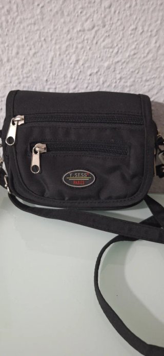 Bolso Bandolera y Riñonera 2 en 1 Negro
