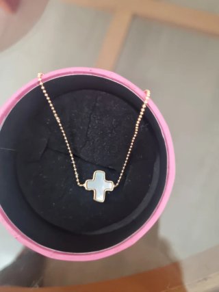 Pulsera Parfois con Cruz de Nácar