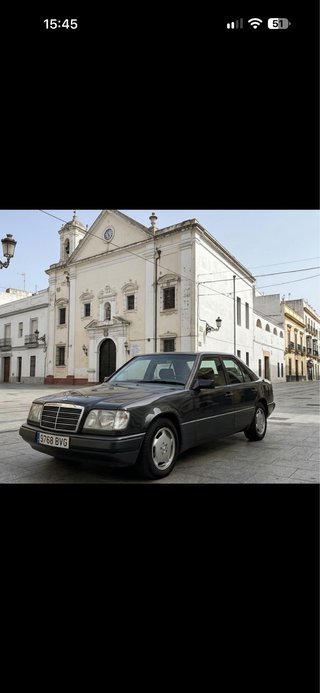 Mercedes-Benz Clase E 1994