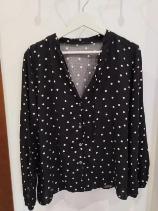 Blusa Negra con Lunares Blancos Talla XL
