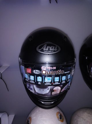 Lote de 6 Cascos Arai. Nuevo