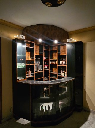 Mueble Bar Vintage de Madera con Iluminación