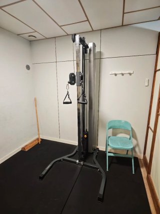 Máquina Doble Polea Titanium Strength THL